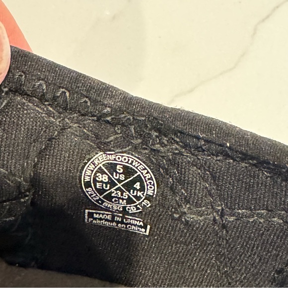 KEEN 9212-BKSG Newport H2 Waterproof Sport Outdoor Bungee Sandals KIDS US Size 5 - Picture 9 of 9